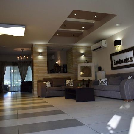 Hotel Afrika เอลีโอนาส ภายนอก รูปภาพ