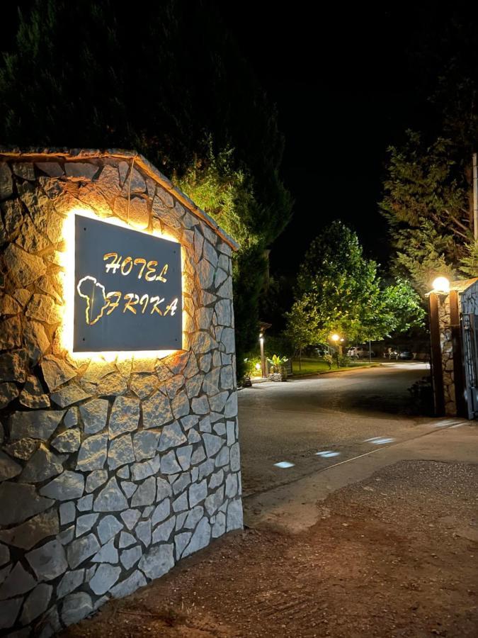 Hotel Afrika เอลีโอนาส ภายนอก รูปภาพ